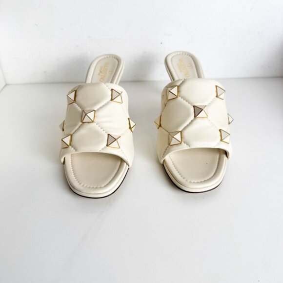 Valentino Garavani Roman Stud 65mm sandals in cream size 40 - Picture 3 of 9
